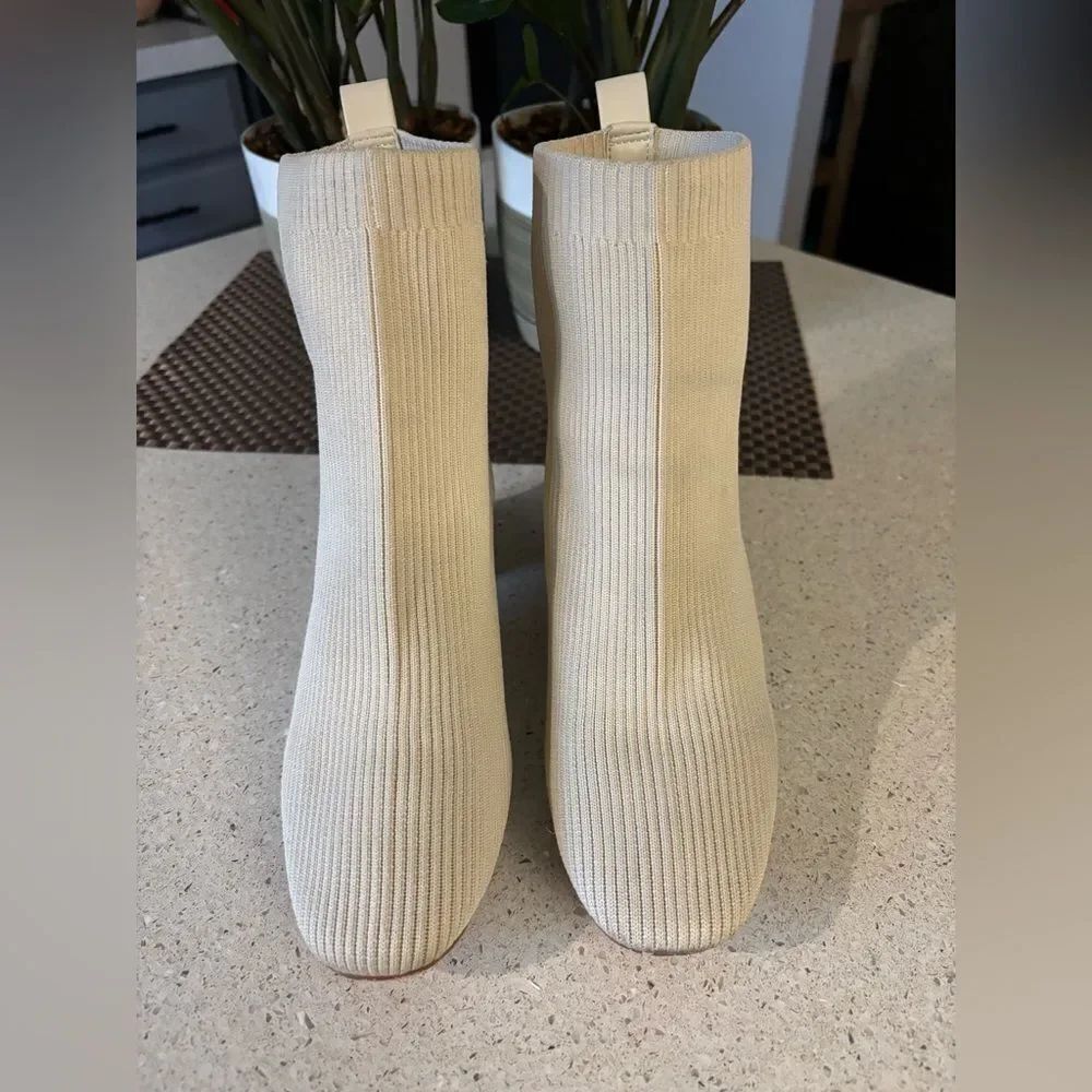 Beige Ribbed Sweatered Ankle Boots by Joie